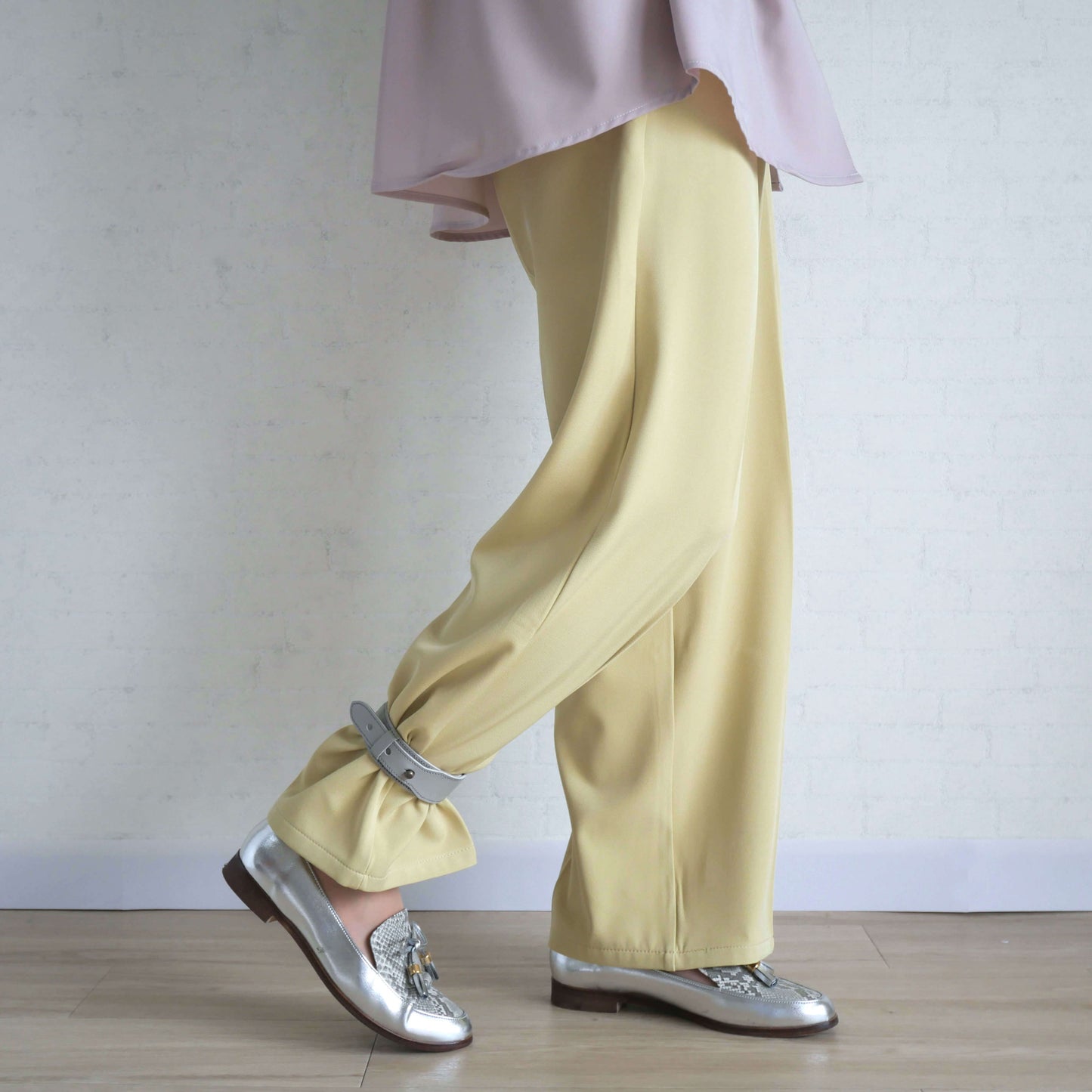 本革 裾止めバンド