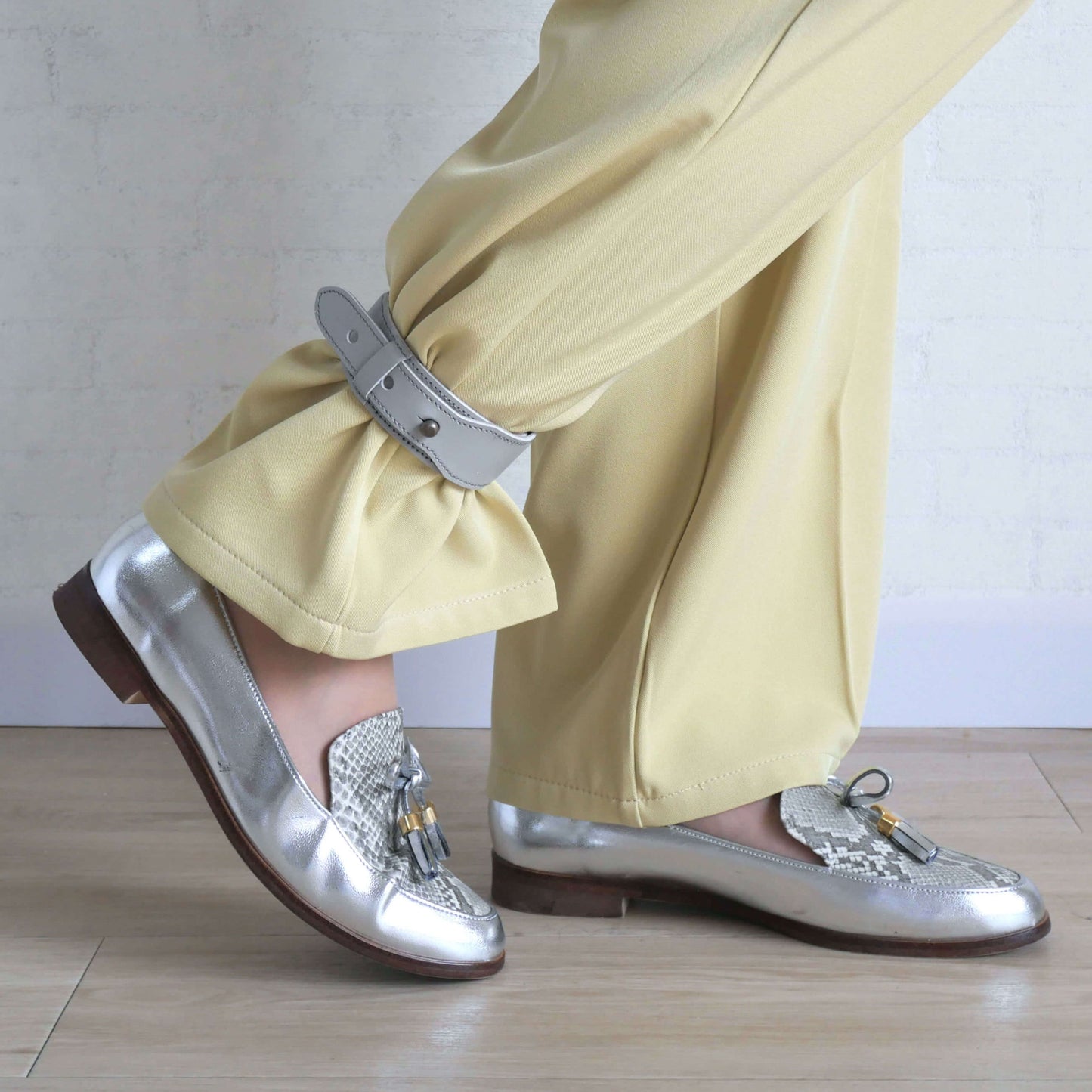 本革 裾止めバンド